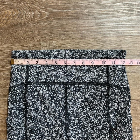 Lululemon Sole Training Cropped Legging In Daisy Dust Alpine Women's Size 4 - Picture 5 of 8